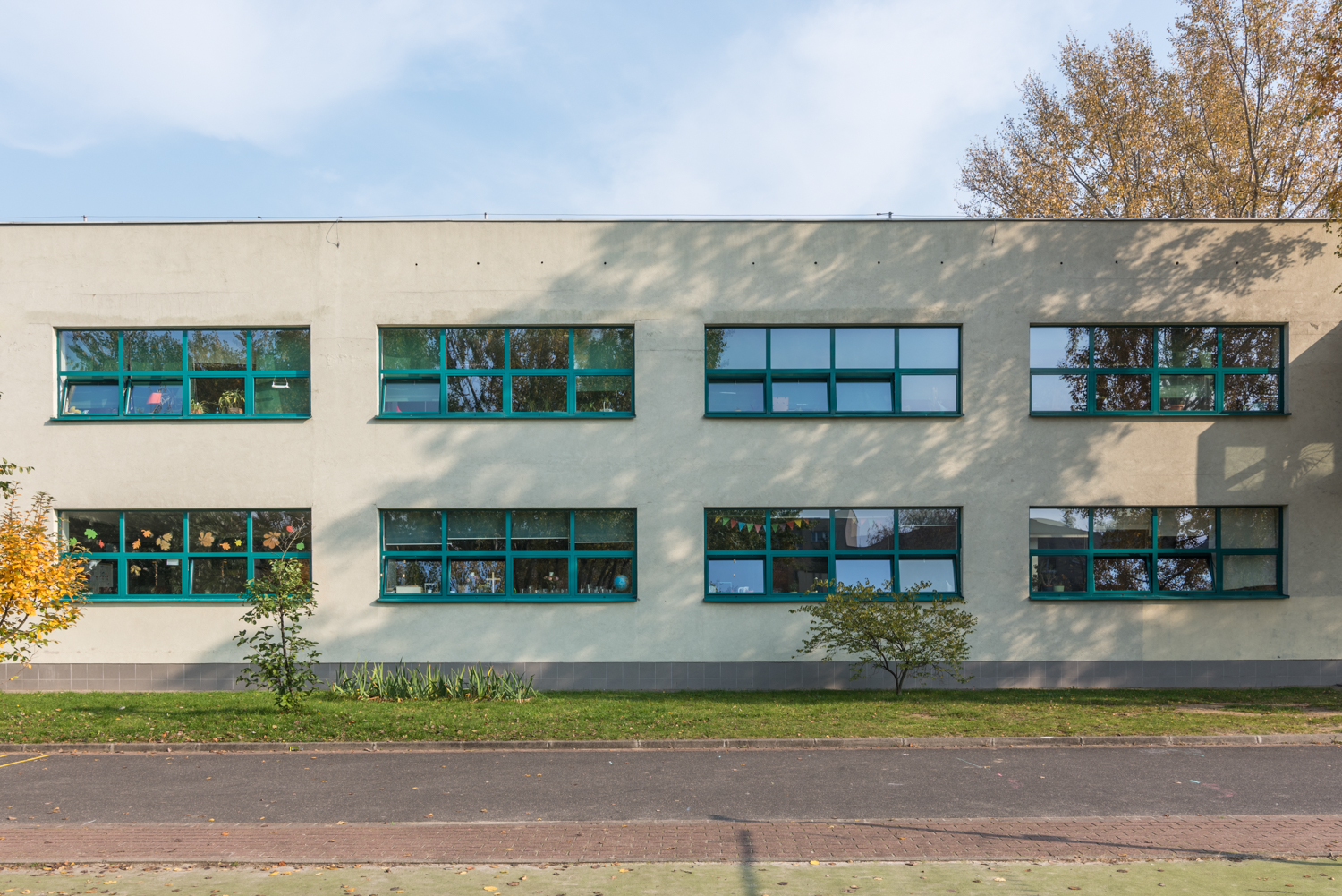 Zdjęcie architektury budynku Szkoła Podstawowa i Gimnazjum Przymierza Rodzin im. Jana Pawła II